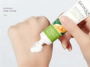 BIOAQUA Avocado Moisturizing Hand Cream Stanolant 30g