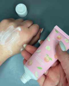 Bioaqua Peach Extract Hexapeptide Ferment Hand Cream 30gm